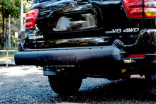 Load image into Gallery viewer, Weekender Hitch Mount